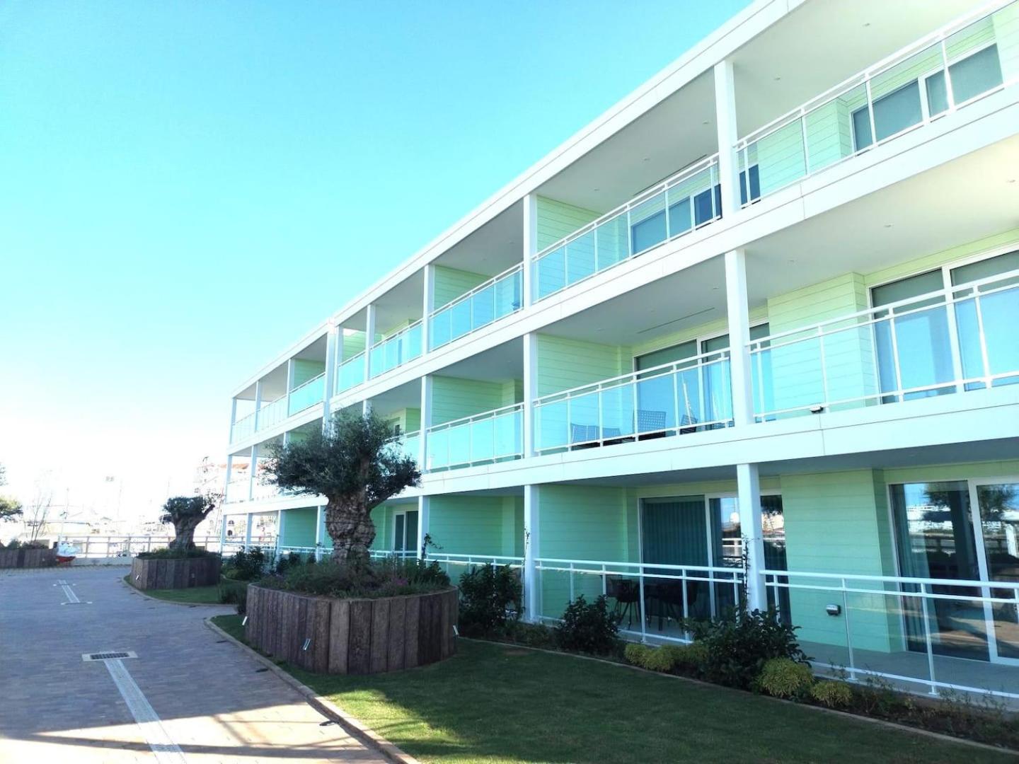 Marina Club Luxury Private Studio With Pool And Incredible Views 지브롤터 외부 사진
