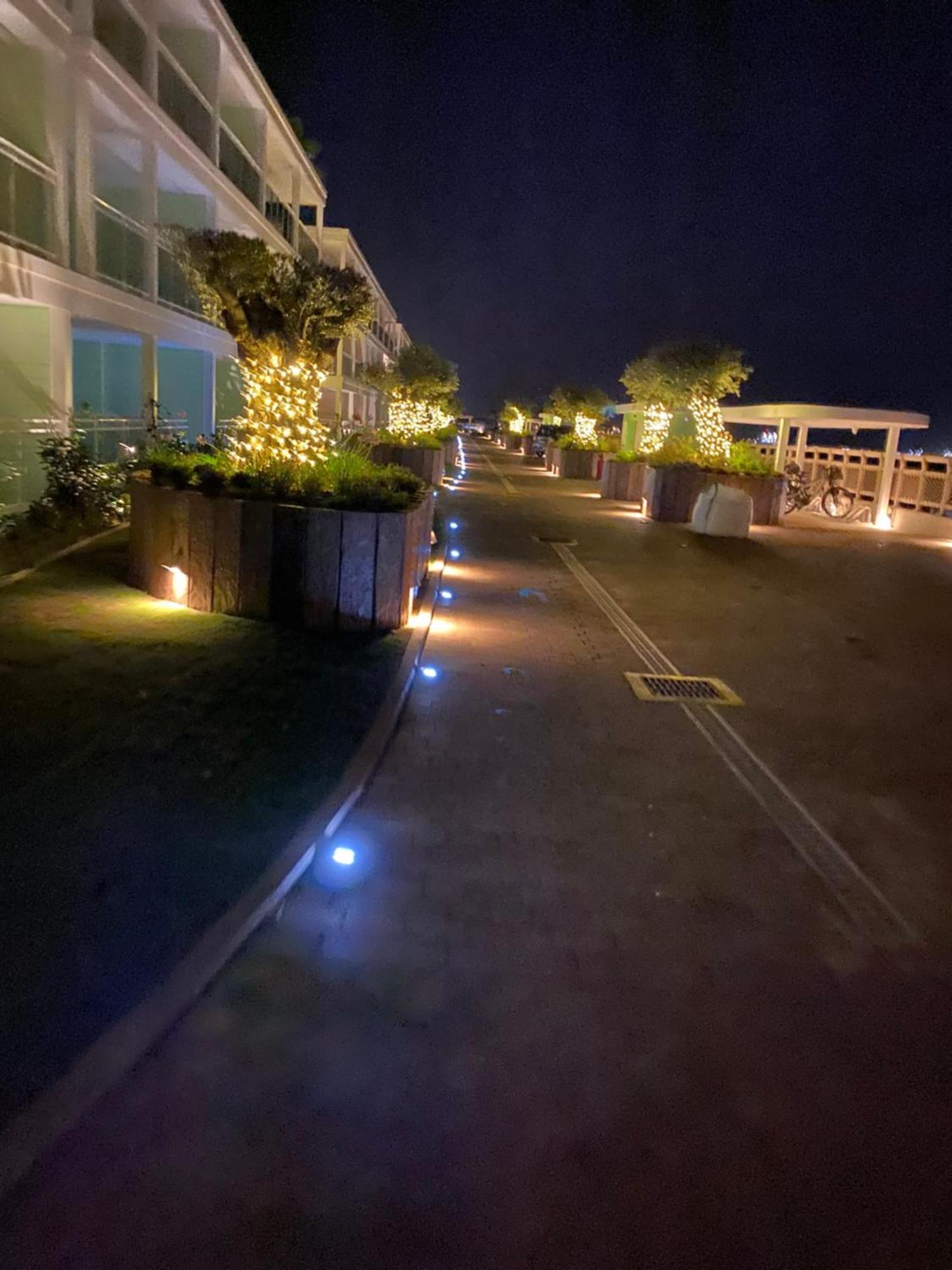 Marina Club Luxury Private Studio With Pool And Incredible Views 지브롤터 외부 사진